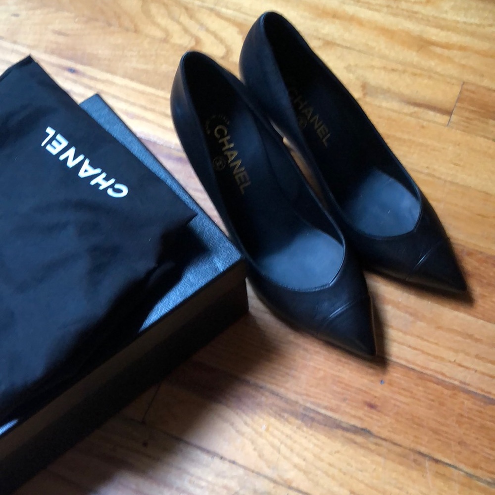 Chanel heels size 38.5